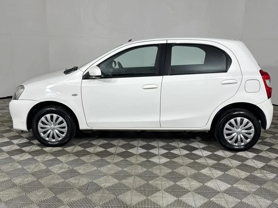Used 2016 Toyota Etios hatch 1.5 Sprint - WeBuyCars George