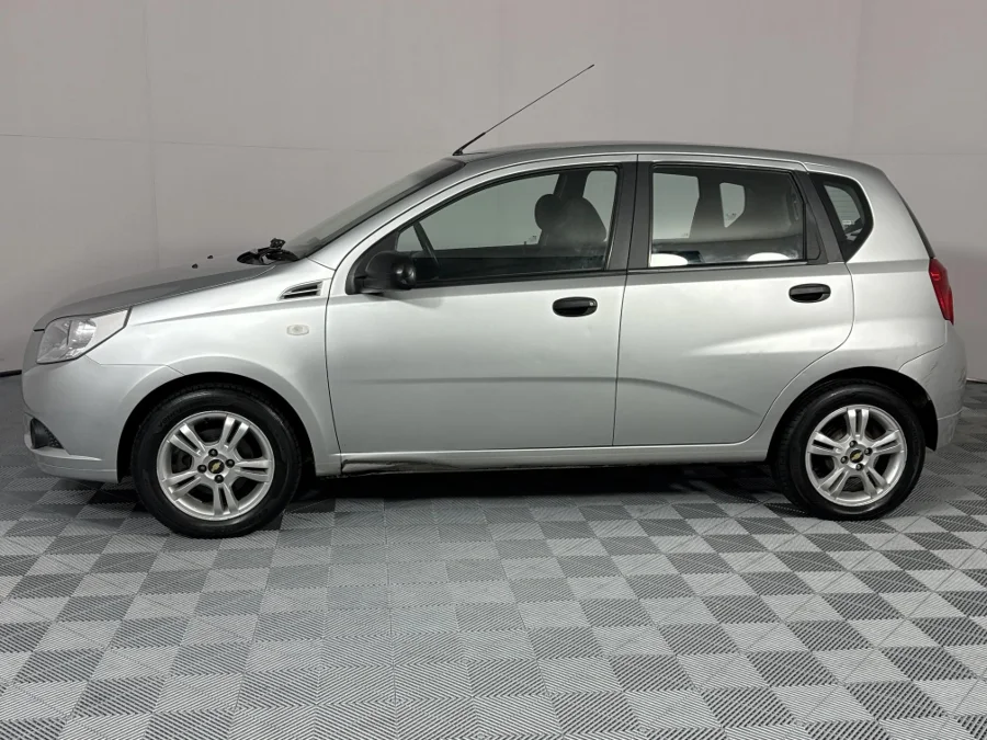 Used 2014 Chevrolet Aveo hatch 1.6 L - WeBuyCars Brackenfell Cape Town Used 2014 Chevrolet Aveo hatch 1.6 L - WeBuyCars Brackenfell Cape Town