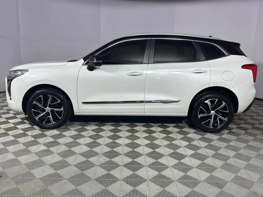 Used 2022 Haval Jolion 1.5T Super Luxury - WeBuyCars Durban