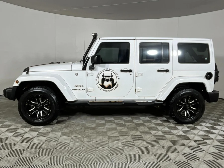Used 2017 Jeep Wrangler Unlimited Sahara 3.6L 75th Anniversary Edition - WeBuyCars The Dome