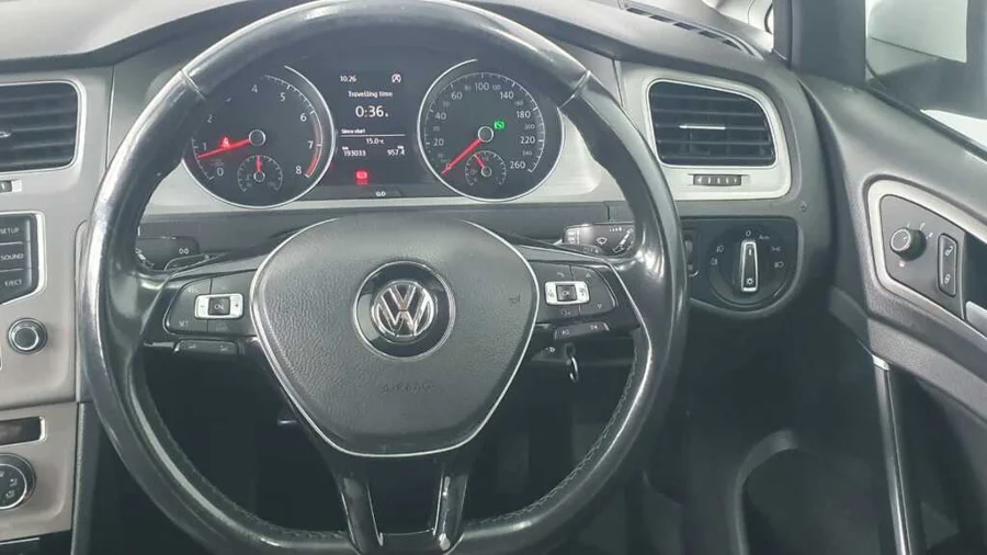 Used 2015 Volkswagen Golf 1.4TSI Comfortline auto - One Way Auto
