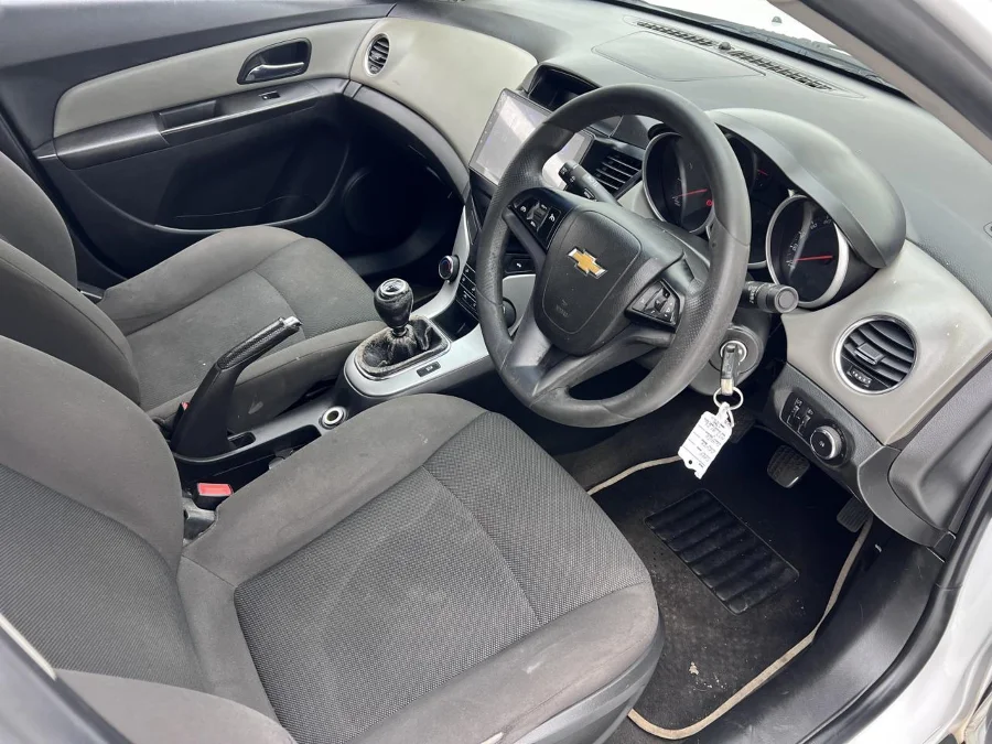 Used 2016 Chevrolet Cruze sedan 1.6 L - EBK Auto