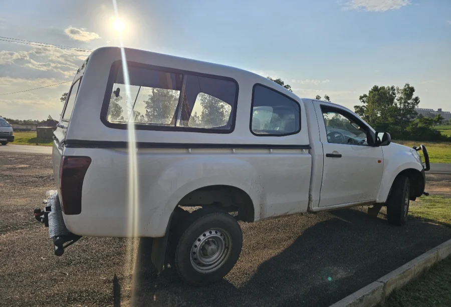 Used 2019 Isuzu D-Max 250 Fleetside - Private Seller