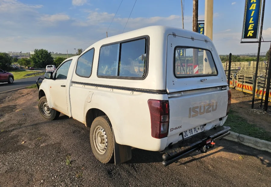 Used 2019 Isuzu D-Max 250 Fleetside - Private Seller
