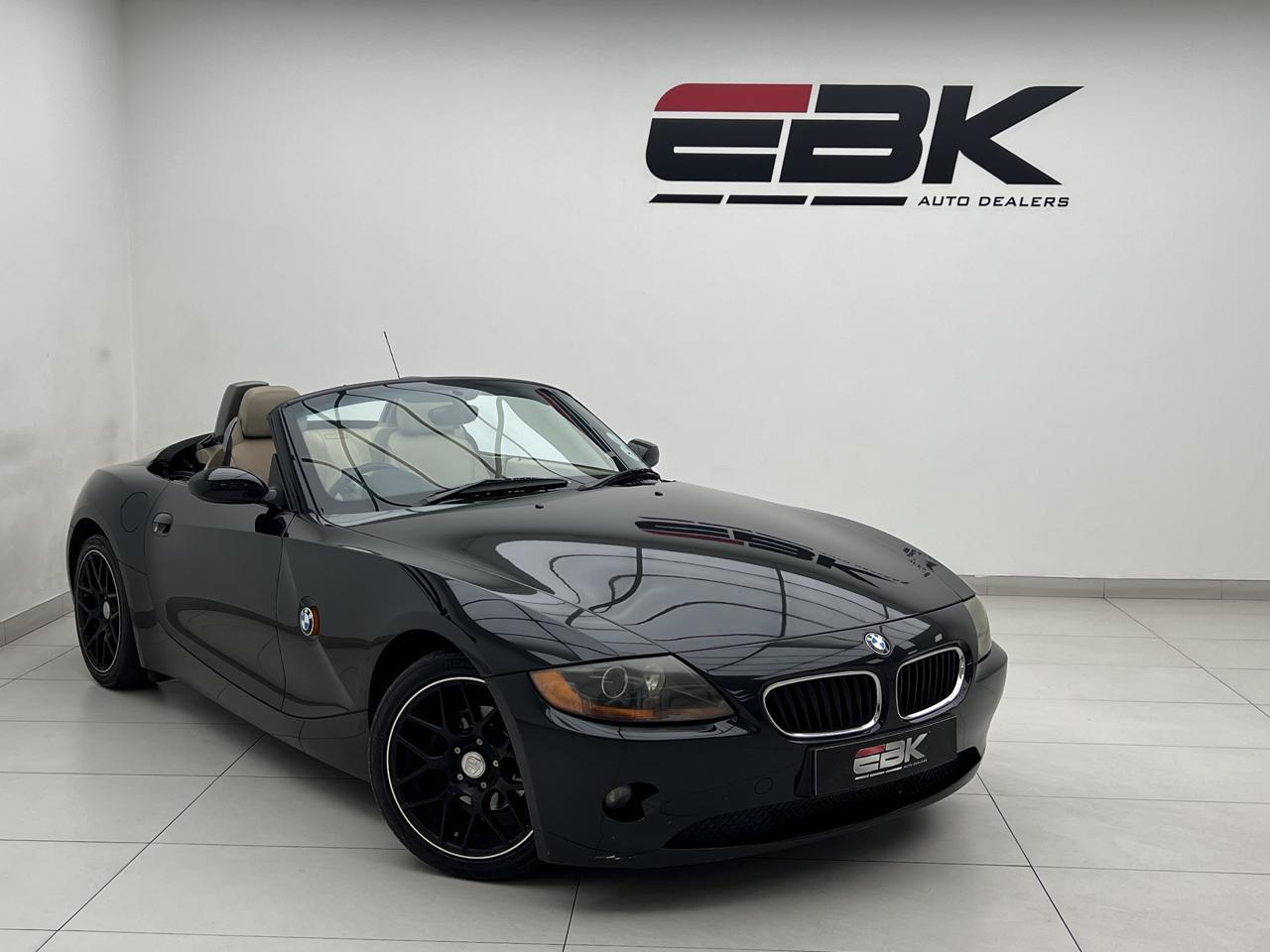 Used 2004 BMW Z4 2.5i