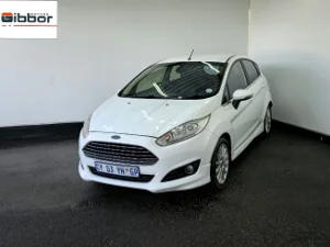 Used 2014 Ford Fiesta 5-door 1.0T Titanium