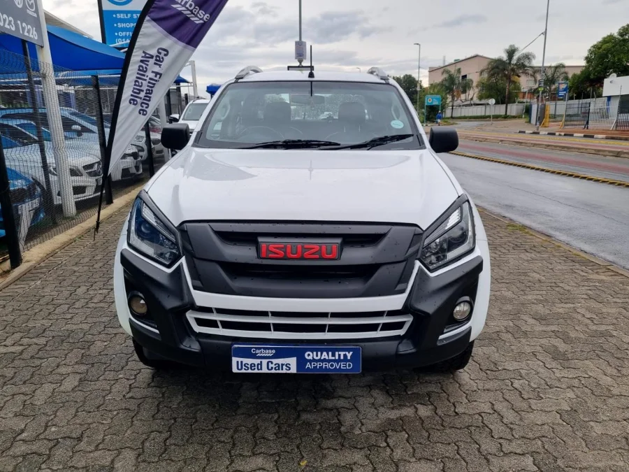 Used 2021 Isuzu D-Max 250 double cab X-Rider auto - Carbase Auto
