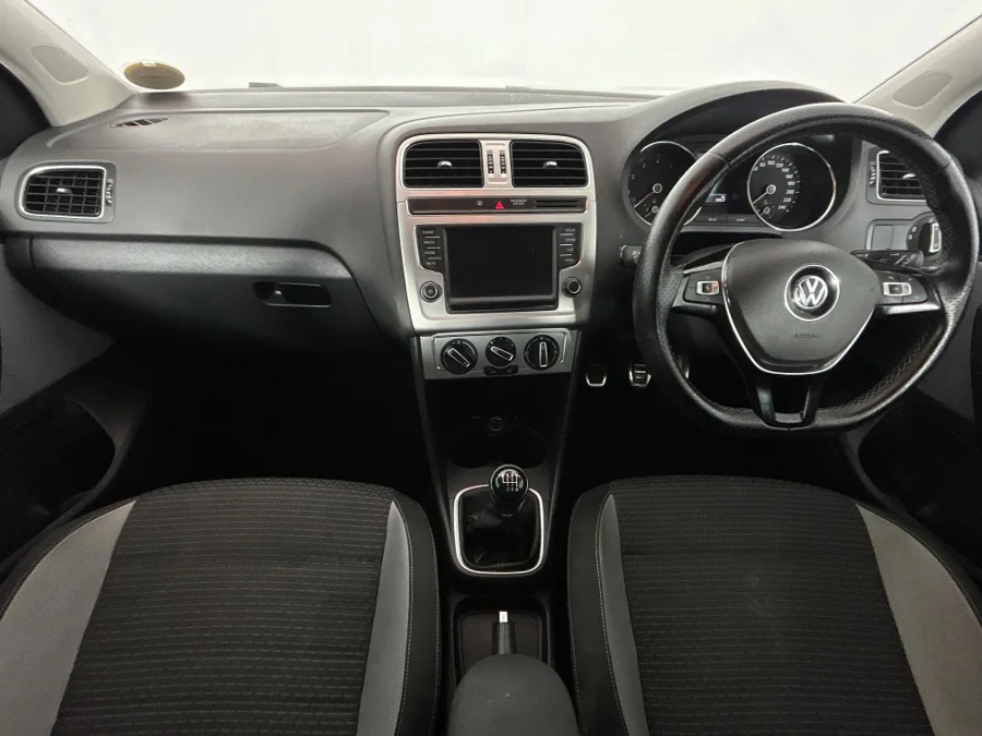 Used 2015 Volkswagen Cross Polo 1.2TSI - WeBuyCars Lansdowne