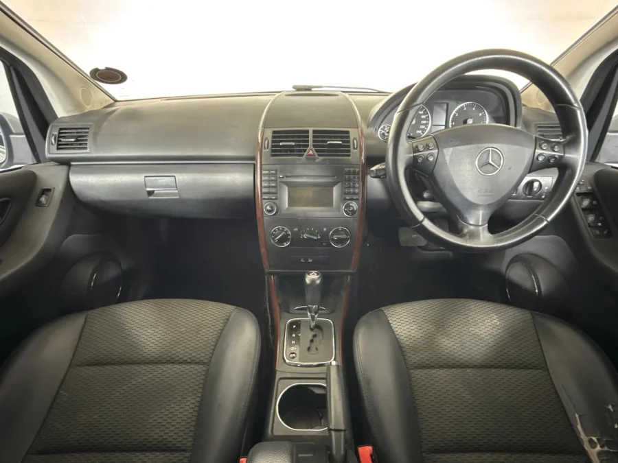 Used 2011 Mercedes-Benz A-Class A180 Elegance auto - WeBuyCars Richmond
