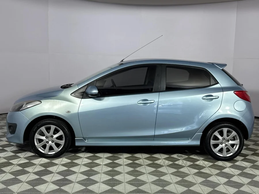 Used 2008 Mazda Mazda2 hatch 1.5 Dynamic - WeBuyCars Durban