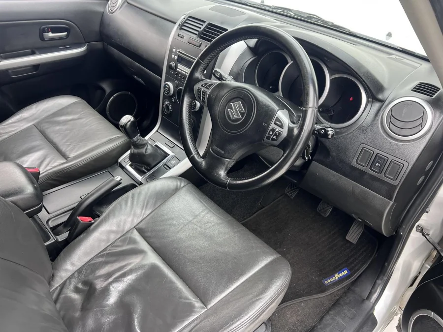 Used 2010 Suzuki Grand Vitara 2.4 - EBK Auto