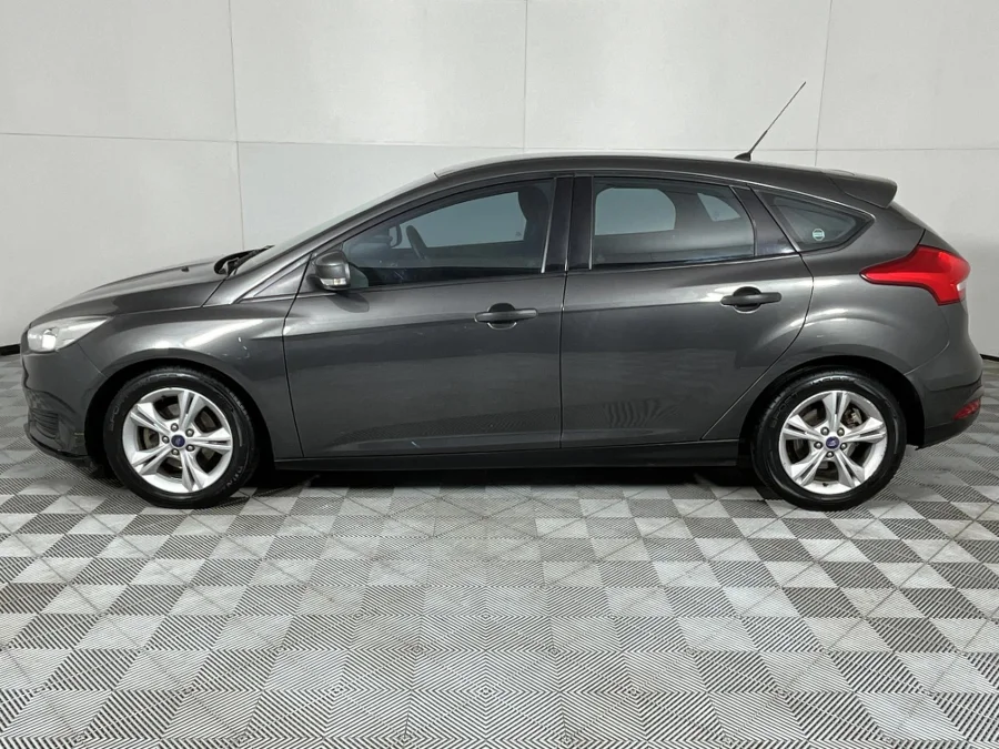 Used 2017 Ford Focus hatch 1.0T Ambiente - WeBuycars East London