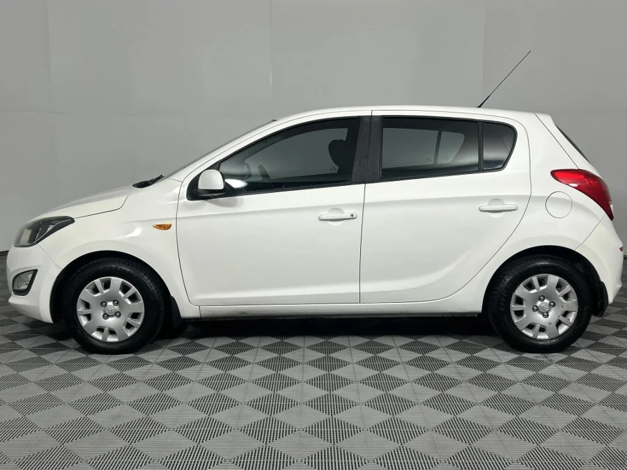 Used 2013 Hyundai i20 1.2 Motion - WeBuyCars Richmond