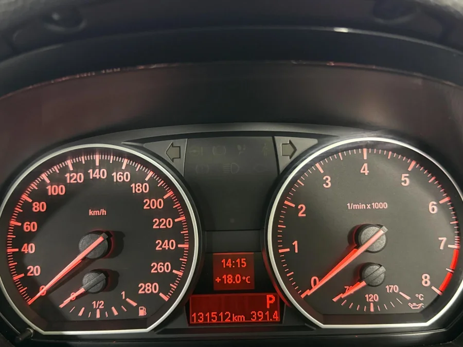 Used 2010 BMW 1 Series 135i convertible M Sport auto - WeBuyCars The Dome