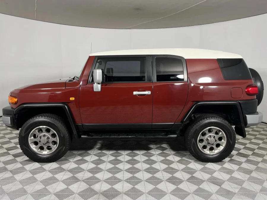 Used 2011 Toyota FJ Cruiser - WeBuyCars Richmond Used 2011 Toyota FJ Cruiser - WeBuyCars Richmond