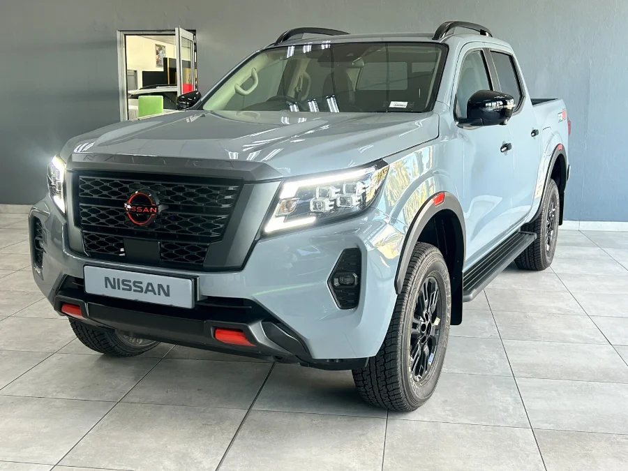 New 2026 Nissan Navara 2.5DDTi double cab Pro-4X 4x4 - IC Auto Benoni