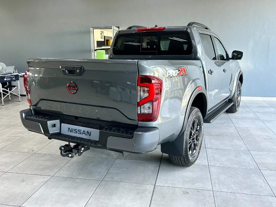 New 2026 Nissan Navara 2.5DDTi double cab Pro-2X - IC Auto Benoni