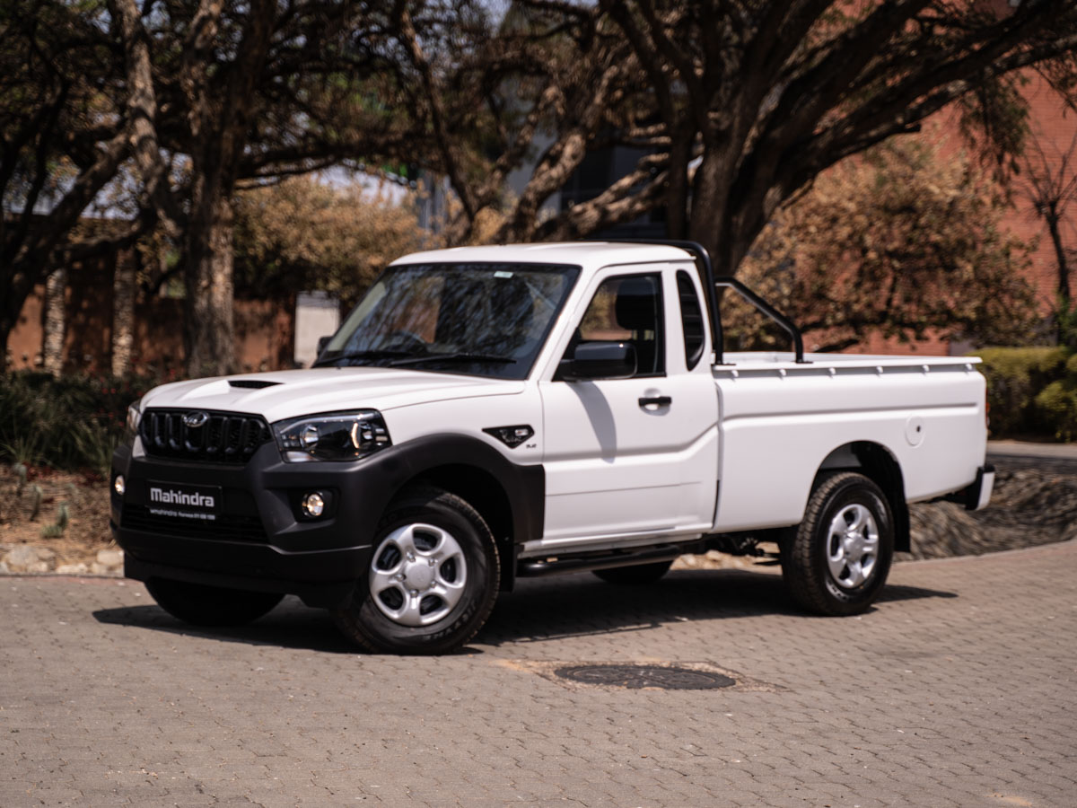 Used 2026 Mahindra Pik Up 2.2CRDe single cab S4