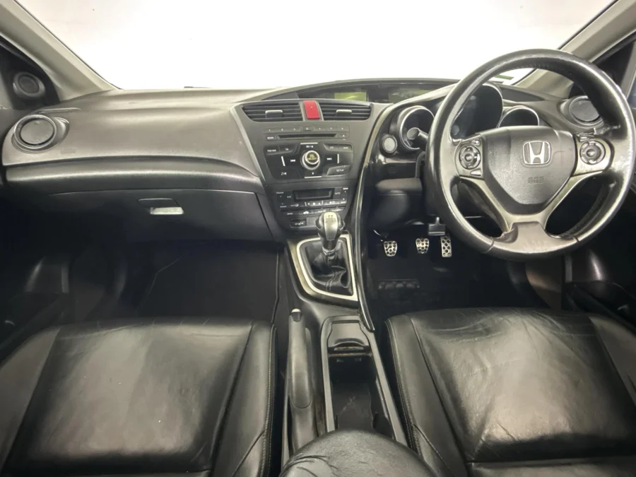 Used 2014 Honda Civic hatch 1.8 Executive - WeBuyCars Richmond Used 2014 Honda Civic hatch 1.8 Executive - WeBuyCars Richmond