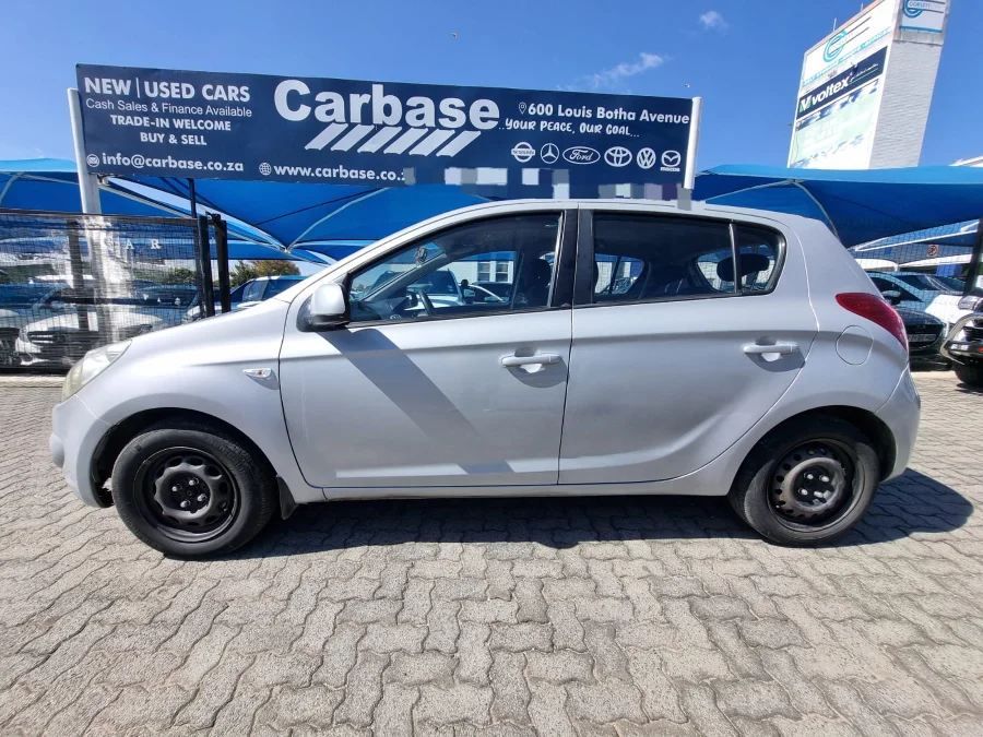 Used 2011 Hyundai i20 1.4 GL - Carbase Auto