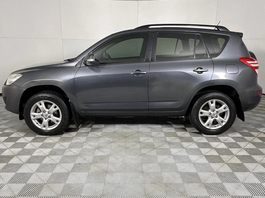 Used 2012 Toyota RAV4 2.0 Fierce - WeBuycars East London