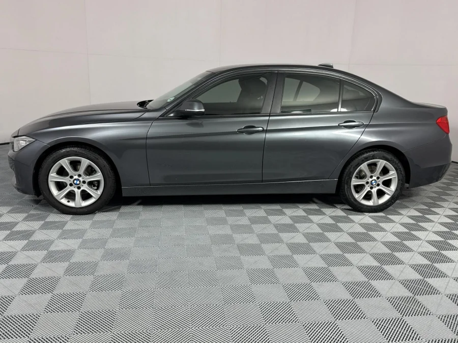 Used 2014 BMW 3 Series 320i sports-auto - WeBuyCars Brackenfell Cape Town Used 2014 BMW 3 Series 320i sports-auto - WeBuyCars Brackenfell Cape Town