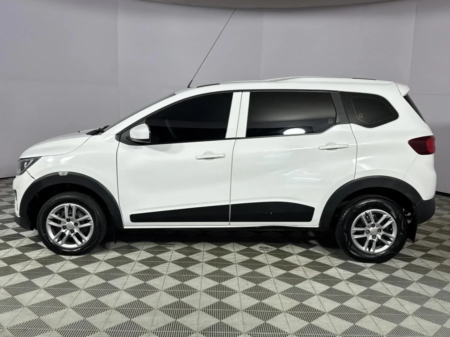 Used 2021 Renault Triber 1.0 Life - WeBuyCars Durban