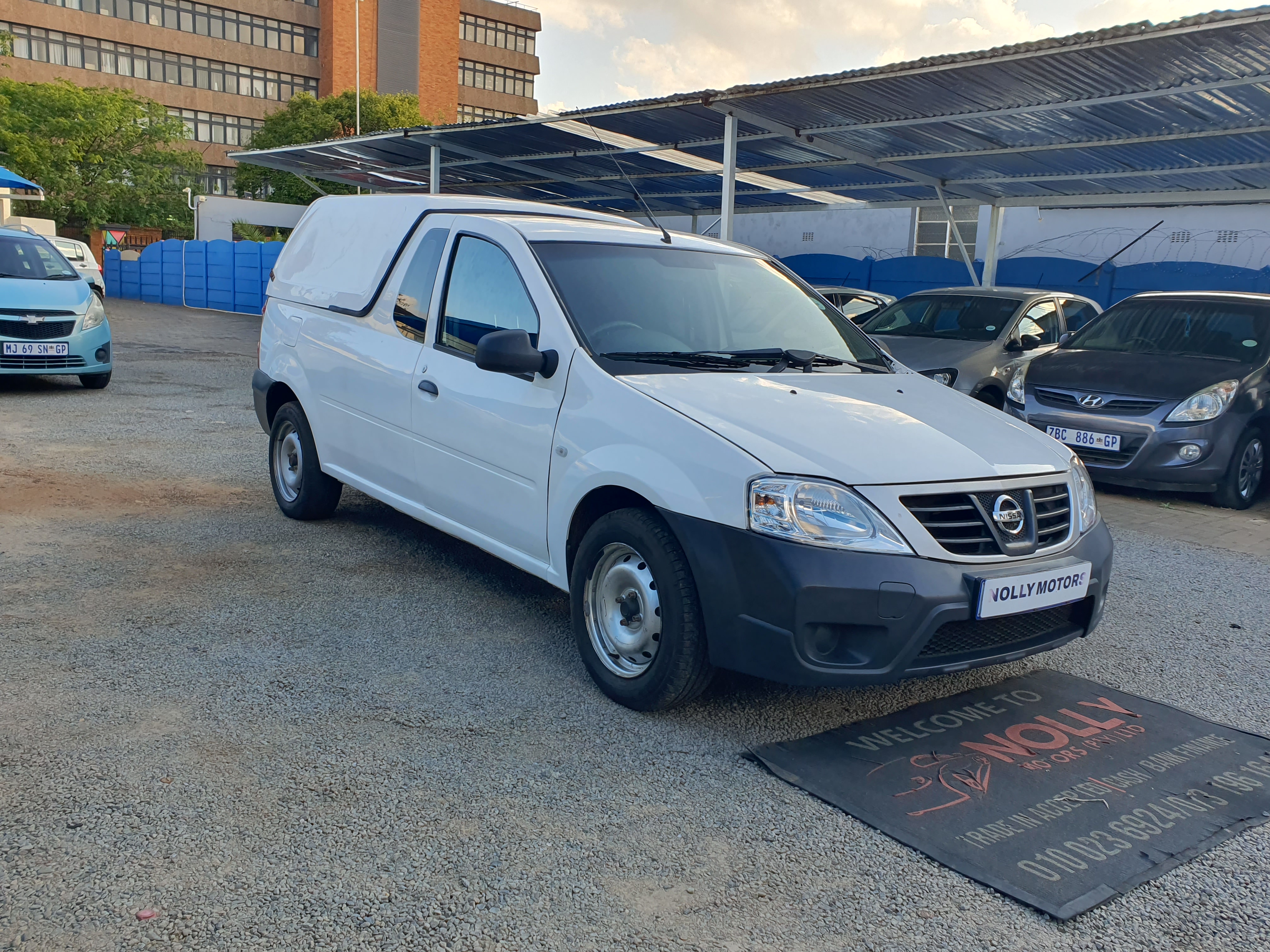 Used 2023 Nissan NP200 1.6i
