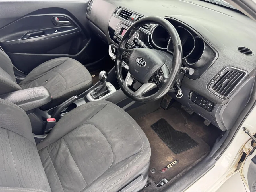 Used 2018 Kia Rio sedan 1.4 auto - EBK Auto