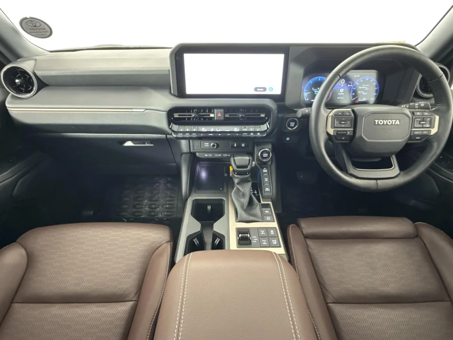 Used 2024 Toyota Land Cruiser Prado 2.8GD VX-R - WeBuyCars Lansdowne