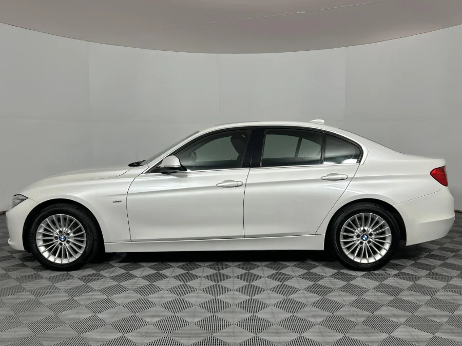 Used 2013 BMW 3 Series 320i sports-auto - WeBuyCars Richmond Used 2013 BMW 3 Series 320i sports-auto - WeBuyCars Richmond