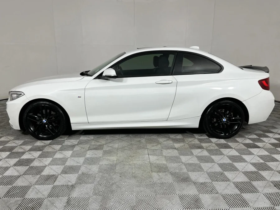 Used 2016 BMW 2 Series 220d coupe M Sport - WeBuyCars Silverlakes Used 2016 BMW 2 Series 220d coupe M Sport - WeBuyCars Silverlakes
