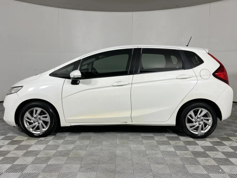 Used 2016 Honda Jazz 1.5 Elegance auto - WeBuyCars JHB South