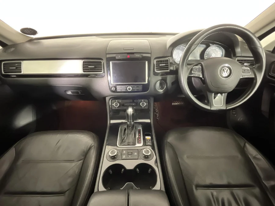 Used 2011 Volkswagen Touareg V6 TDI - WeBuyCars The Dome