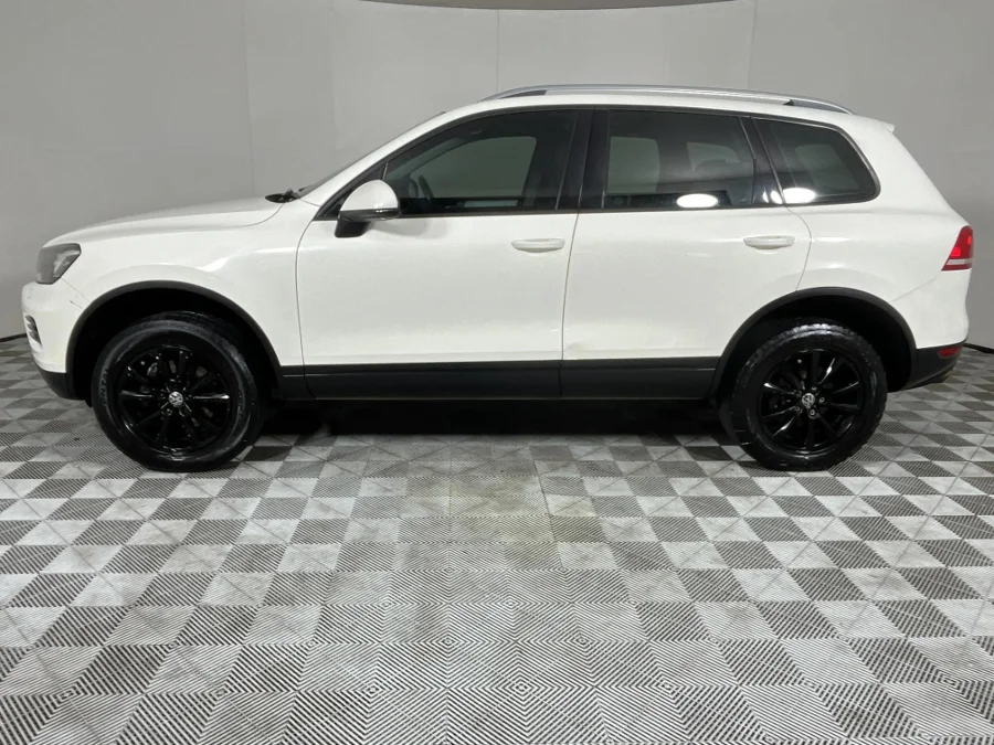 Used 2011 Volkswagen Touareg V6 TDI - WeBuyCars The Dome