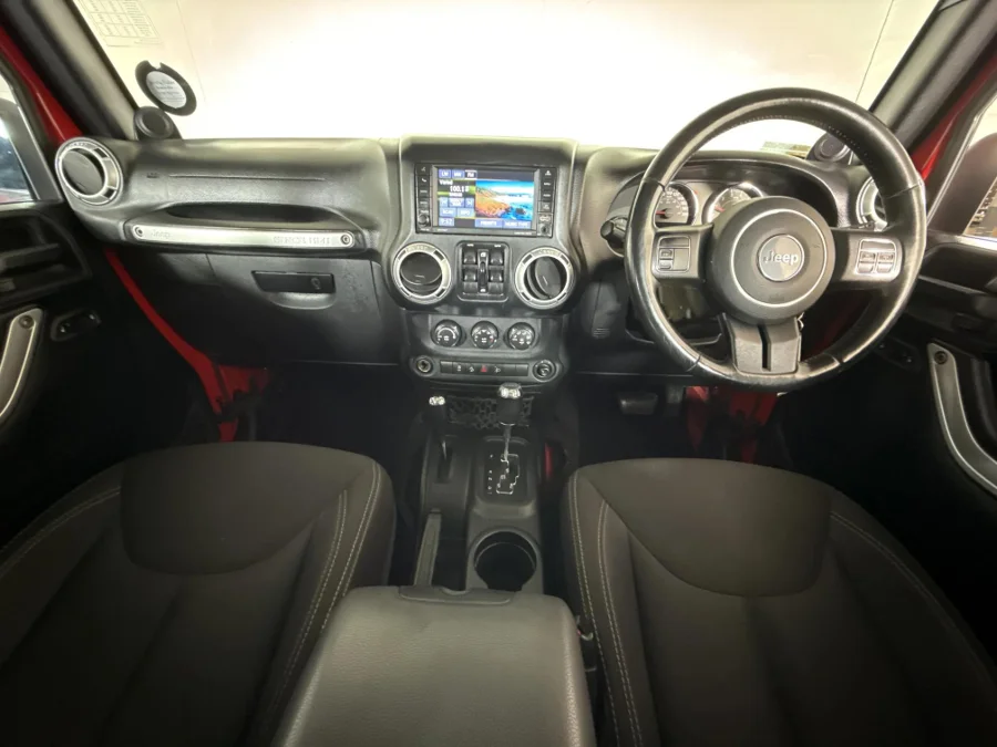 Used 2014 Jeep Wrangler Unlimited 3.6L Rubicon X - WeBuyCars Montana