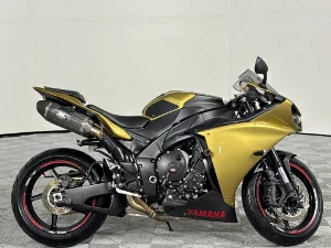 Used 2015 Yamaha YZF R1