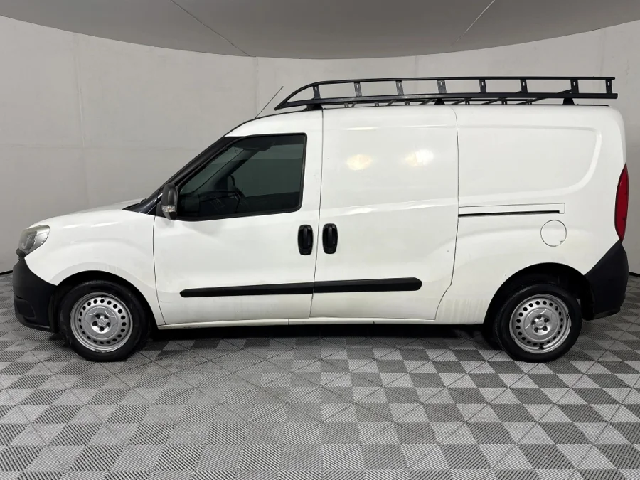 Used 2018 Fiat Doblo Cargo Maxi 1.6 Multijet panel van - WeBuyCars The Dome