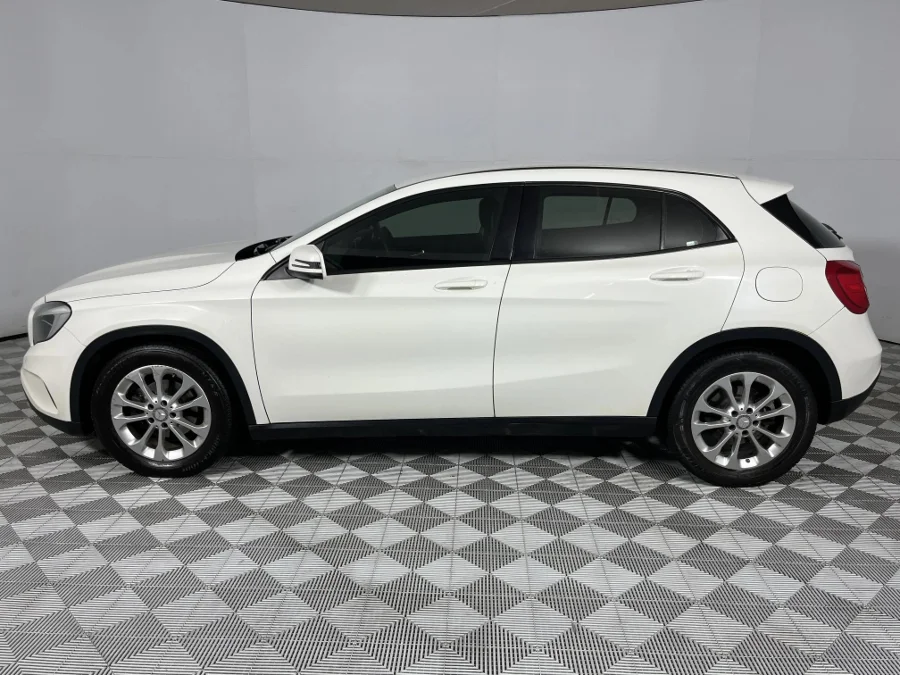 Used 2015 Mercedes-Benz GLA 200 auto - WeBuyCars Lansdowne