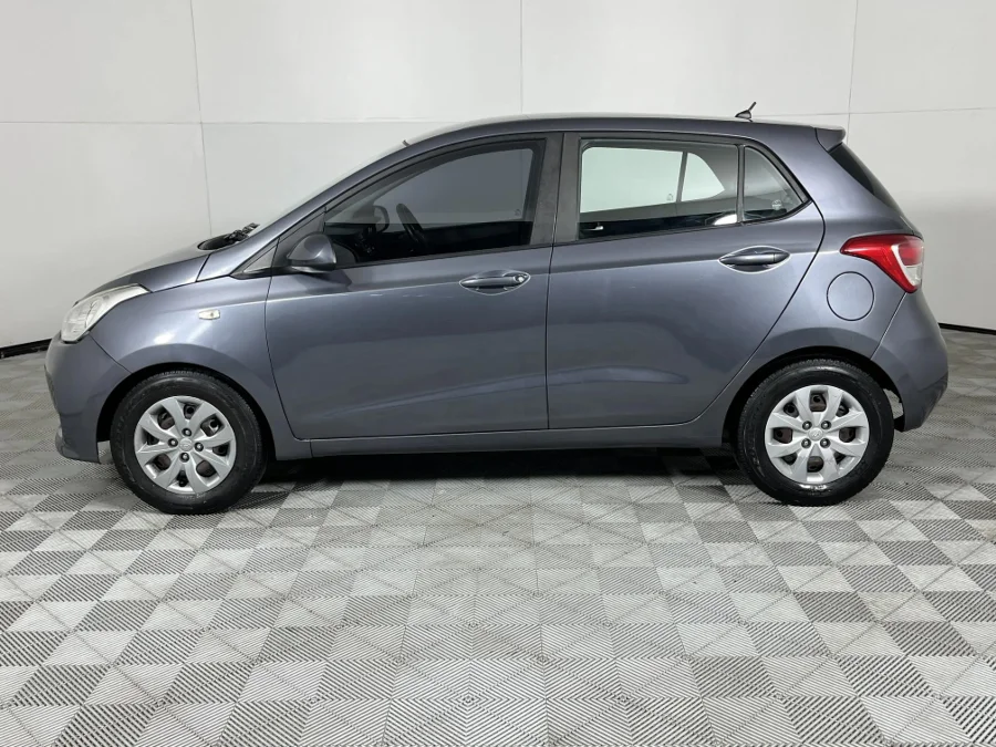 Used 2018 Hyundai Grand i10 1.0 Motion - WeBuycars East London