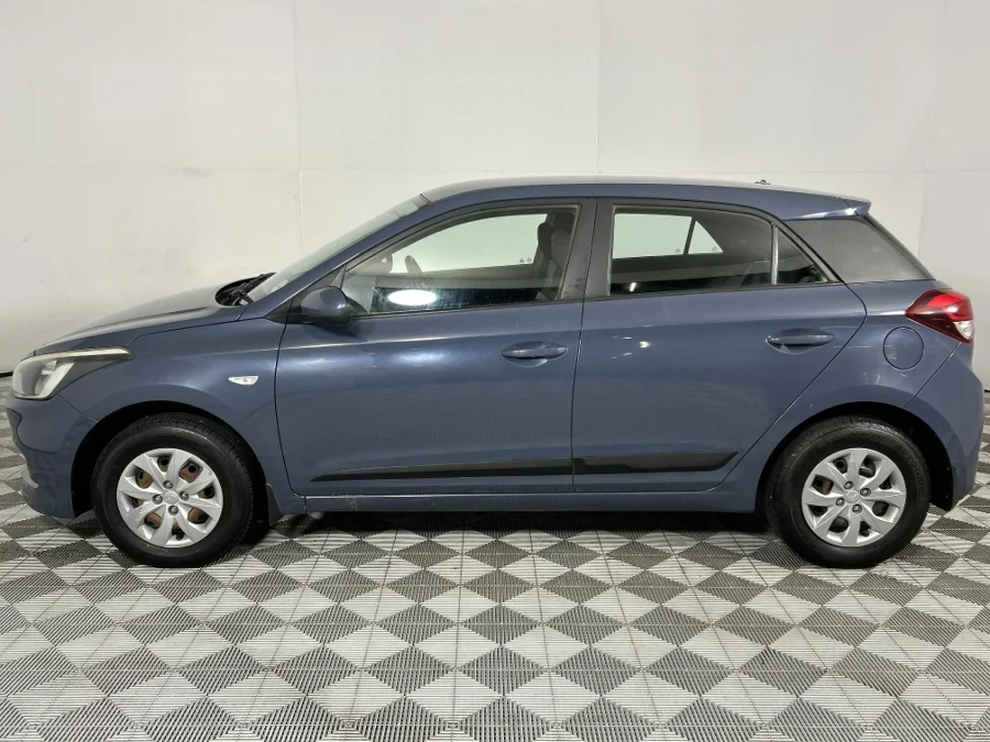 Used 2017 Hyundai i20 1.2 Motion - WeBuyCars Lansdowne
