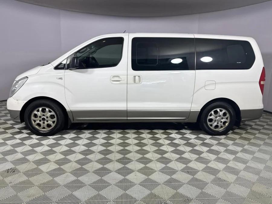 Used 2013 Hyundai H-1 2.5VGTi bus GLS - WeBuyCars Durban