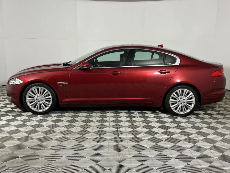 Used 2014 Jaguar XF 3.0 Supercharged Premium Luxury - WeBuyCars Germiston