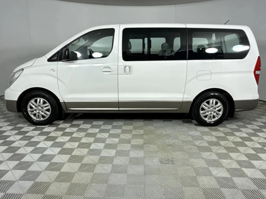 Used 2016 Hyundai H-1 2.5VGTi bus GLS - WeBuyCars Silverlakes Used 2016 Hyundai H-1 2.5VGTi bus GLS - WeBuyCars Silverlakes