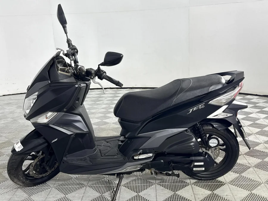 Preloaded Image 11