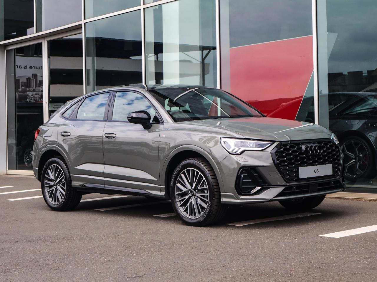 New 2026 Audi Q3 Sportback 35TDI Black Edition