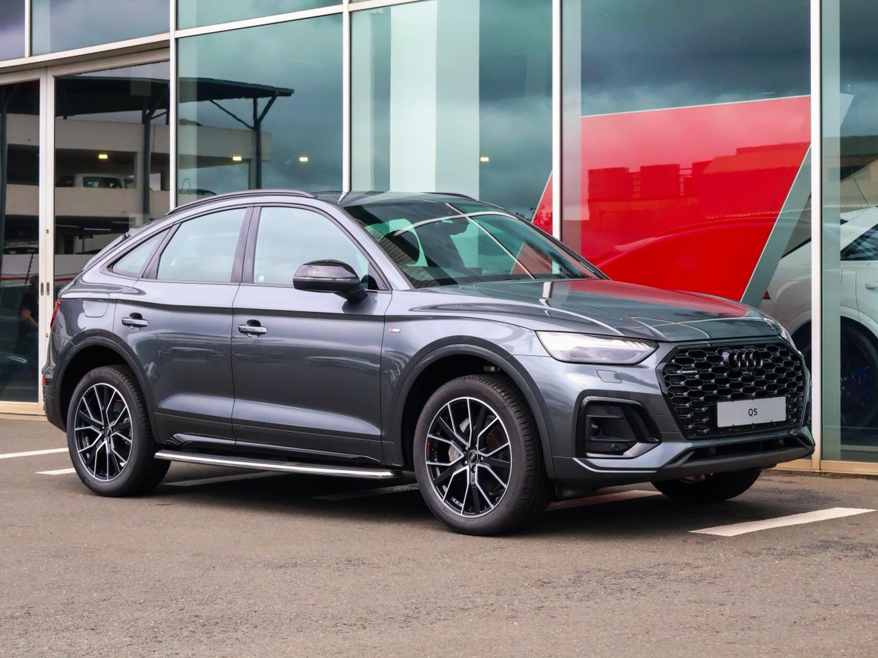 New 2026 Audi Q5 Sportback 40TDI quattro Black Edition