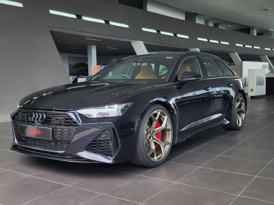 New 2026 Audi RS6 Avant quattro performance - Audi Centre Somerset West New New 2026 Audi RS6 Avant quattro performance - Audi Centre Somerset West New
