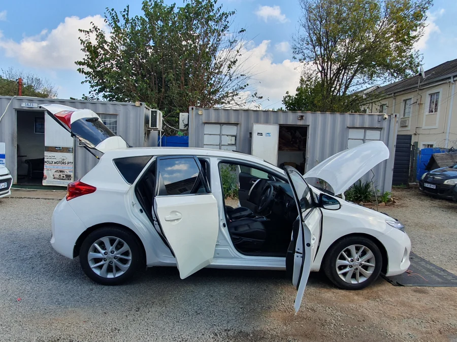 Used 2015 Toyota Auris 1.6 XR auto - Nolly Motors