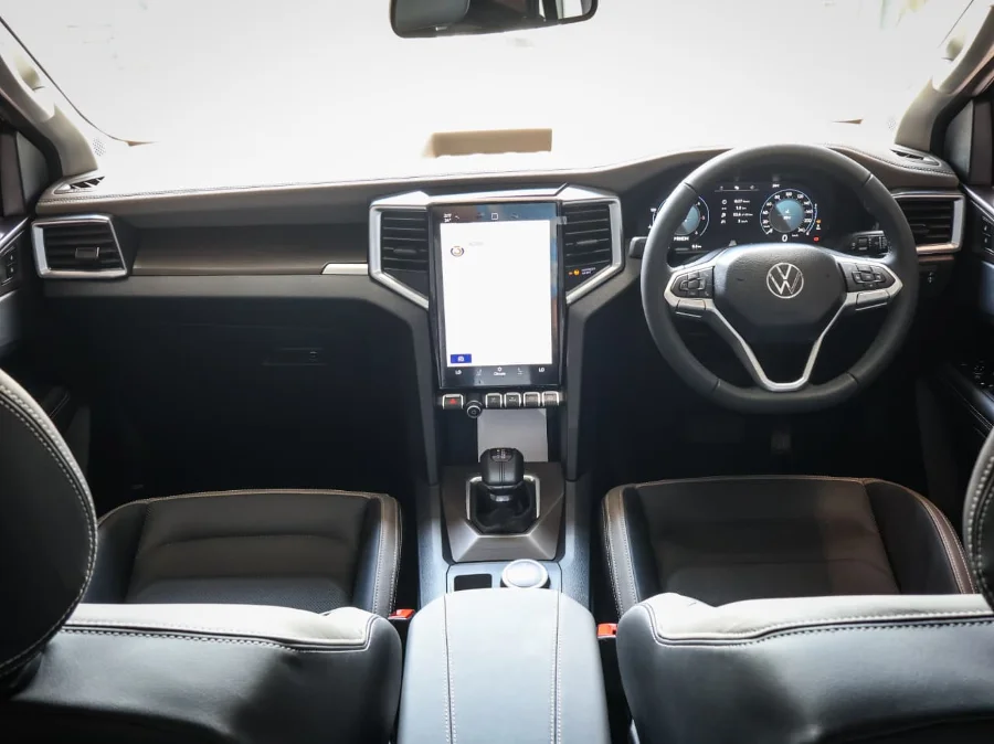 New 2026 Volkswagen Amarok 3.0TDI V6 double cab Style 4Motion - VW Commercial Hatfield New